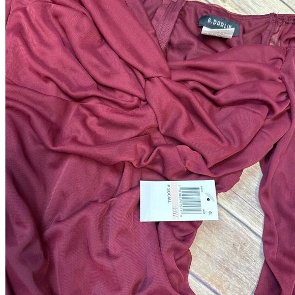 B DARLIN Burgundy Back Zipper Long Sleeve Mini Dress Juniors 14W - Picture 5 of 7